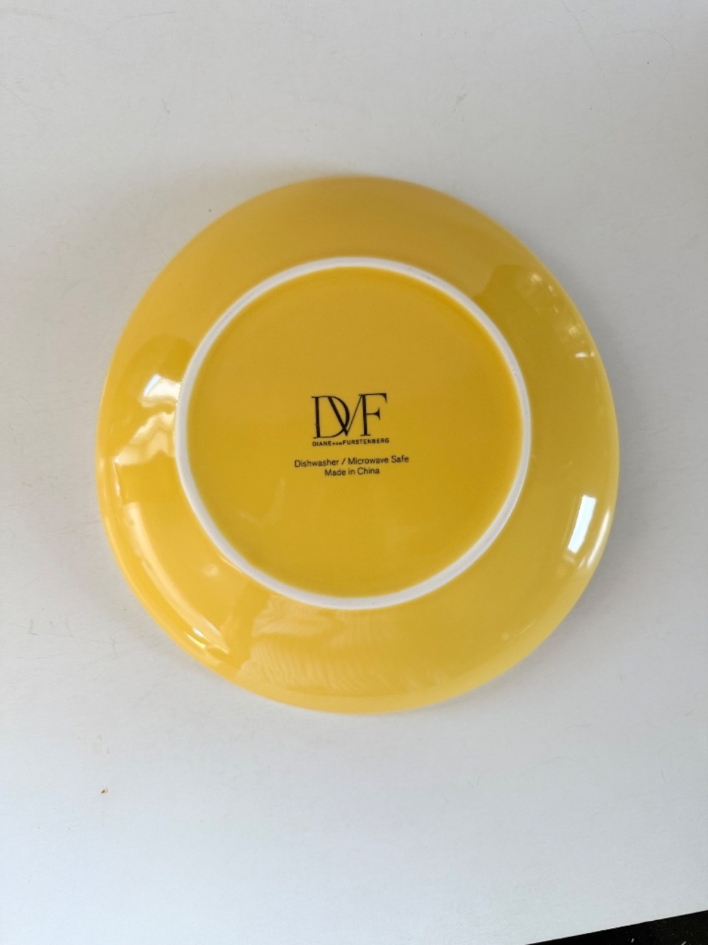 DVF DINNERWARE - Picture 2 of 3